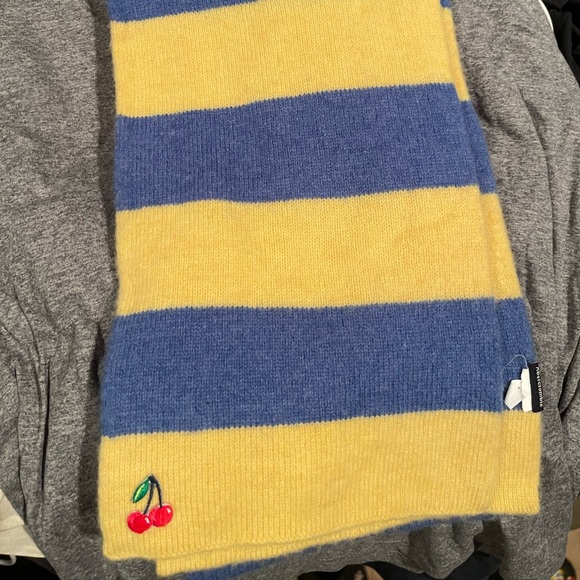 Abercrombie & Fitch Accessories - 100% wool Abercrombie & Fitch Cherry Embriodered Striped Yellow and Blue Scarf